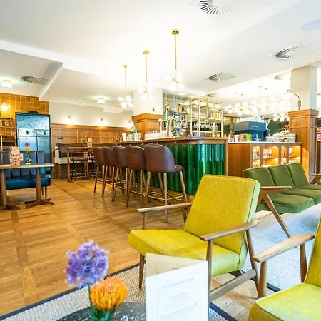 The Collector Hotel 4*