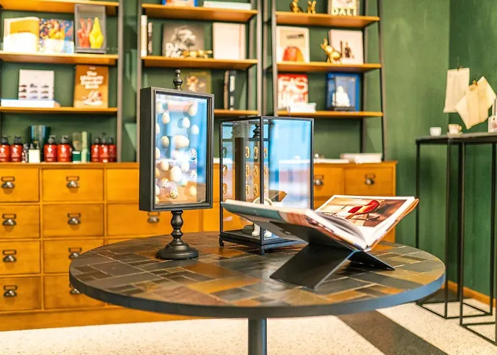 Hotel The Collector 4*